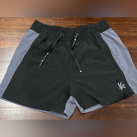 YoungLA Shorts Youngla Young La Mens Medium Gym Shorts 5 5 Inch